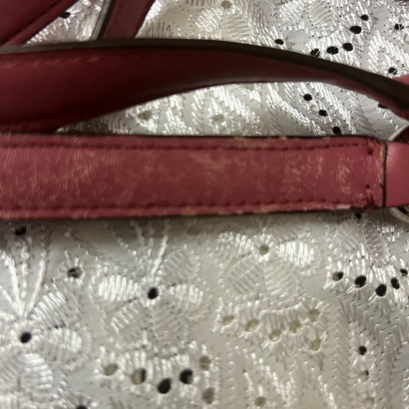 Coach # 17811 Elegant Pink Leather Handbag - Picture 12 of 13